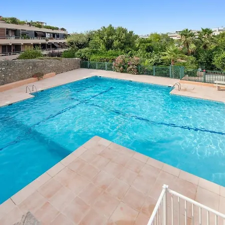 Appartamento 5 Minutes From The Port - Large & Beautiful - Pool & Parking *